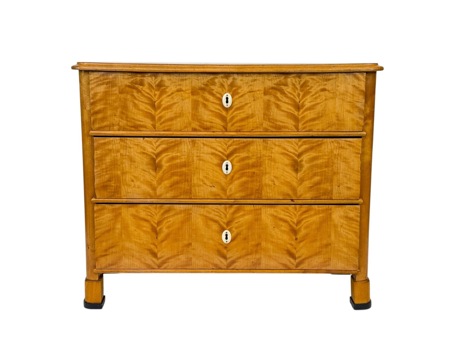 Biedermeier chest of drawers. (1 of 5)