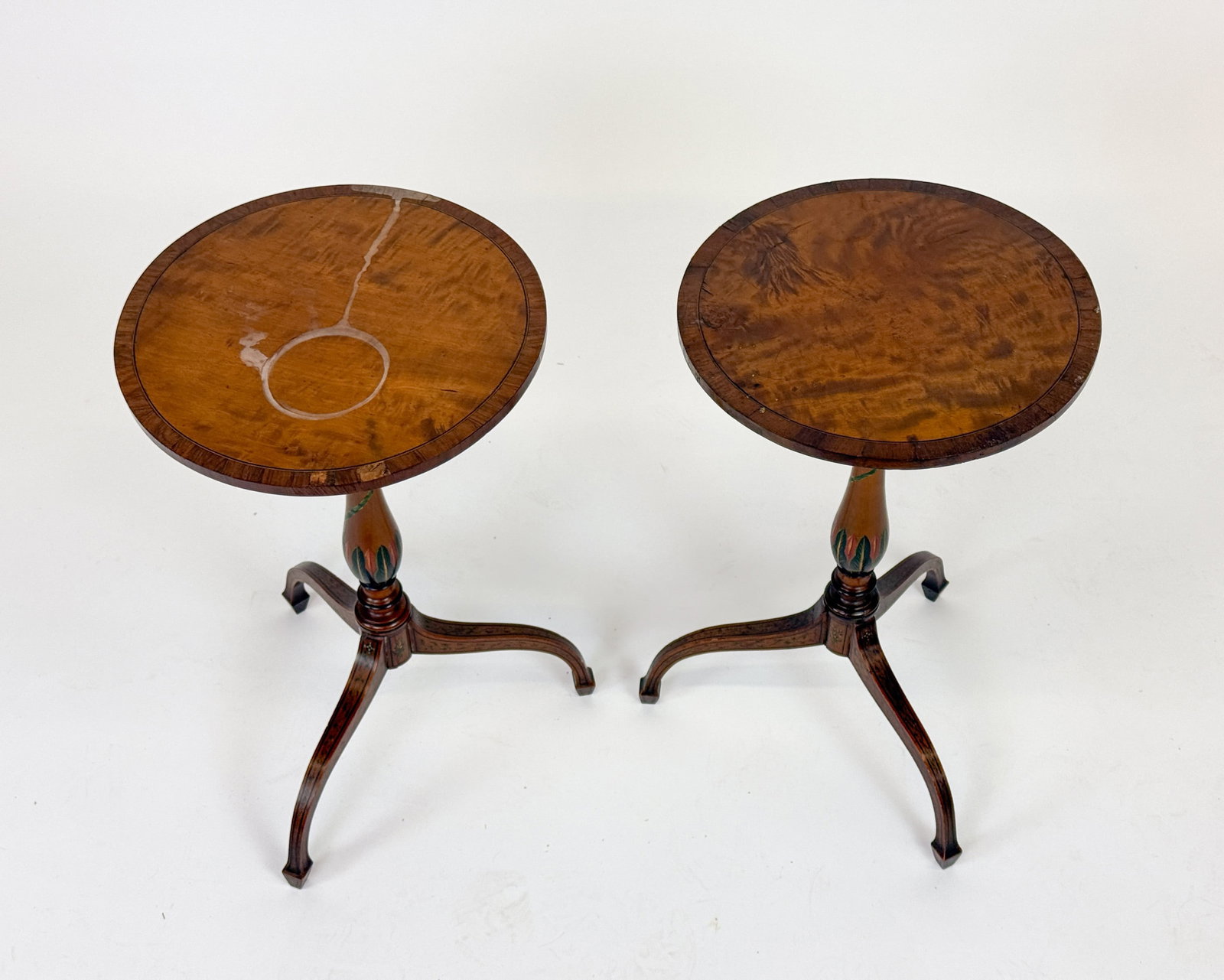 2 painted occasional tables. (1 of 5)