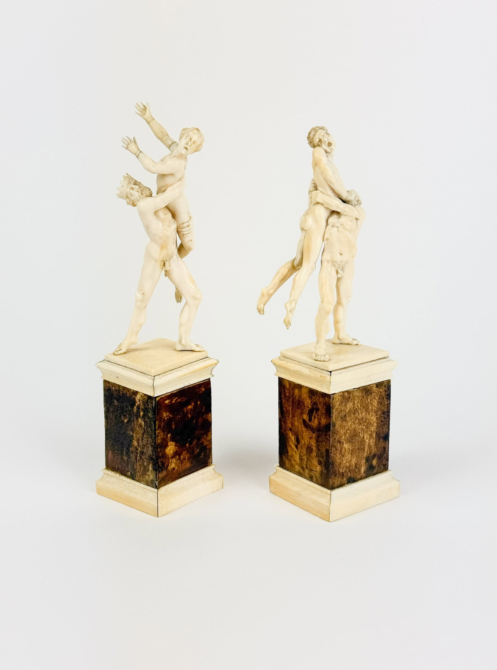 2 Continental figural groups. - 2