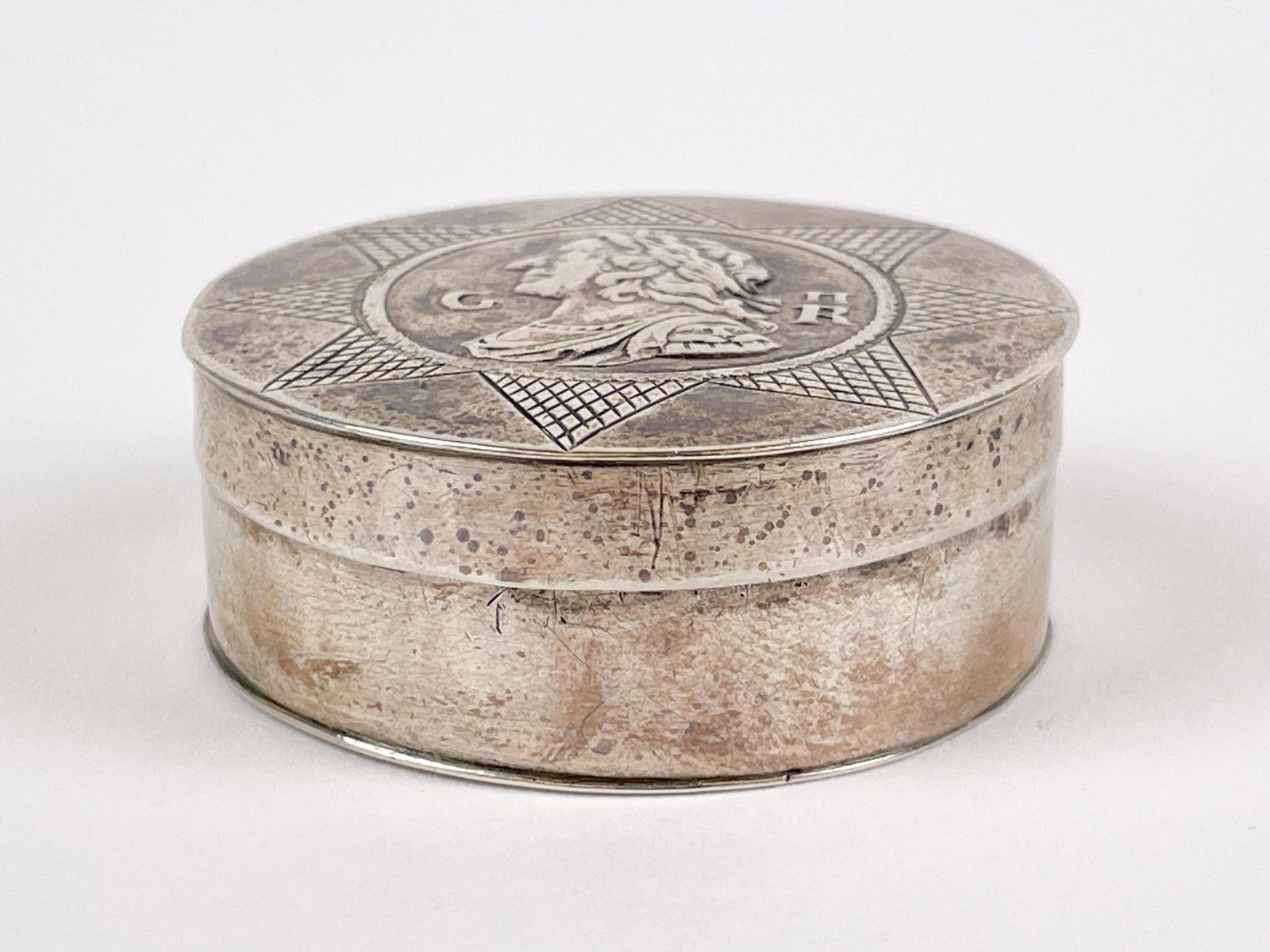 Silver box. - 3