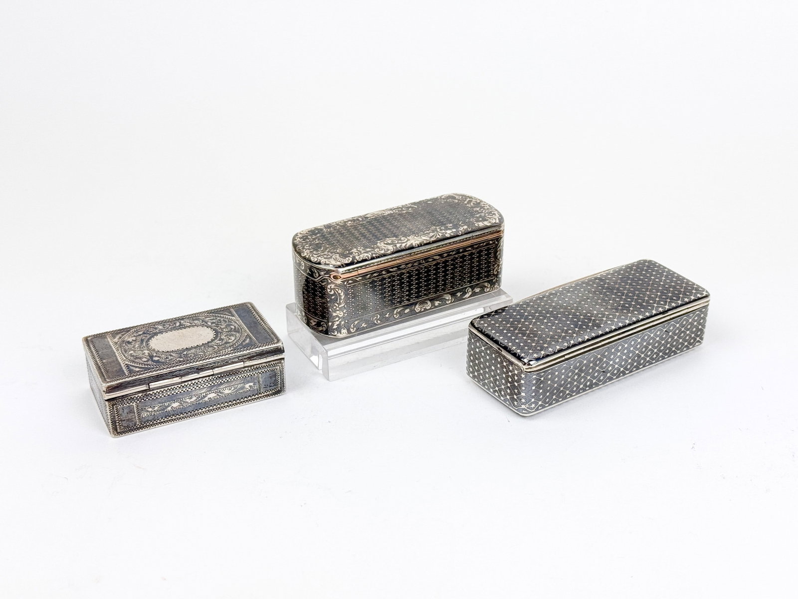 3 Niello silver boxes. - 5
