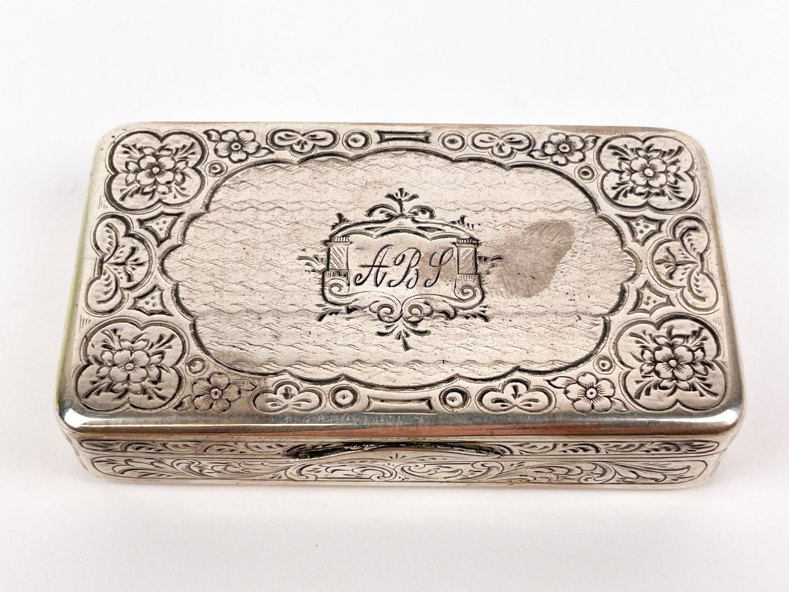2 Silver boxes. - 2