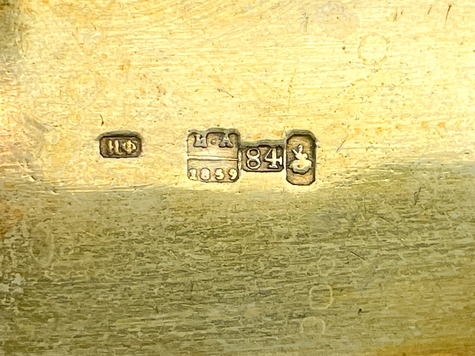 2 Silver boxes. - 4