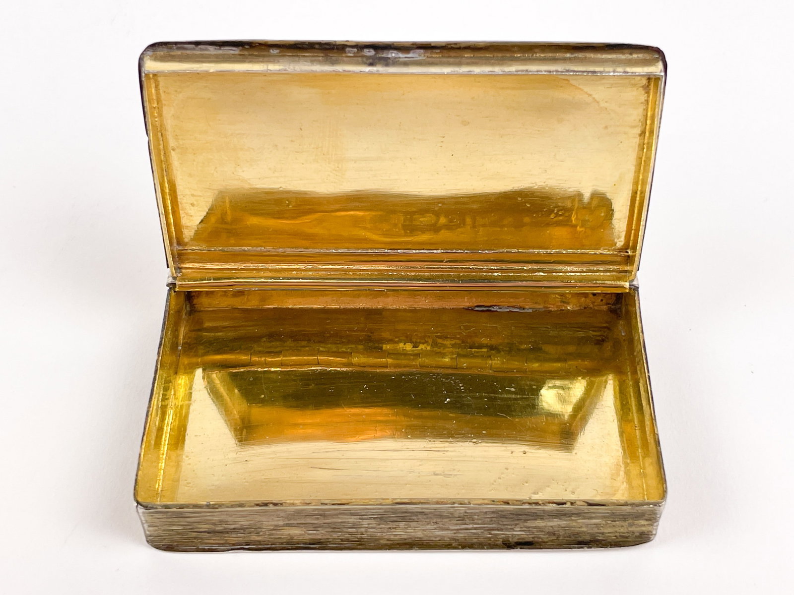 2 Silver boxes. - 6