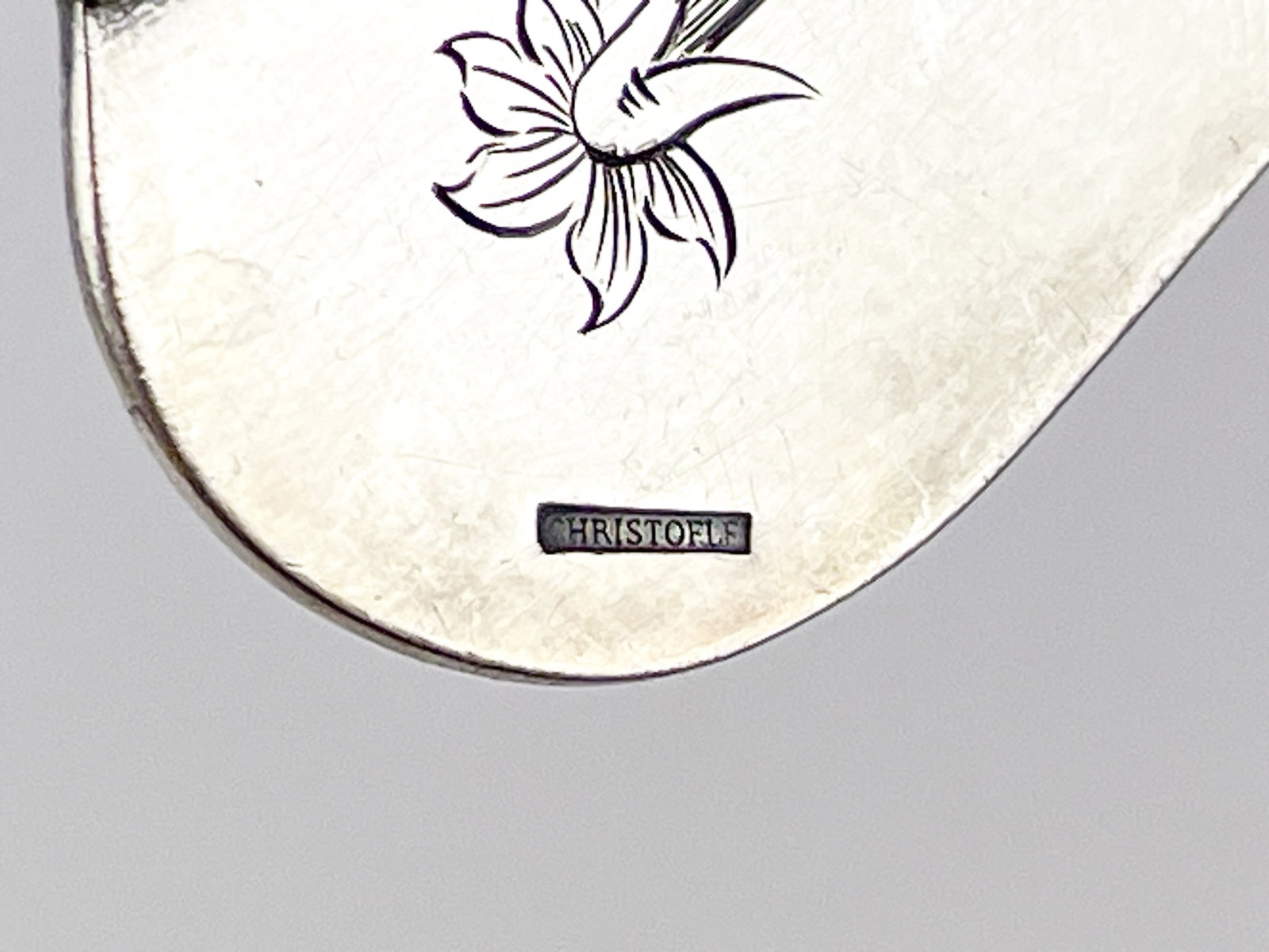 Christolfe silverplate cake server. - 5