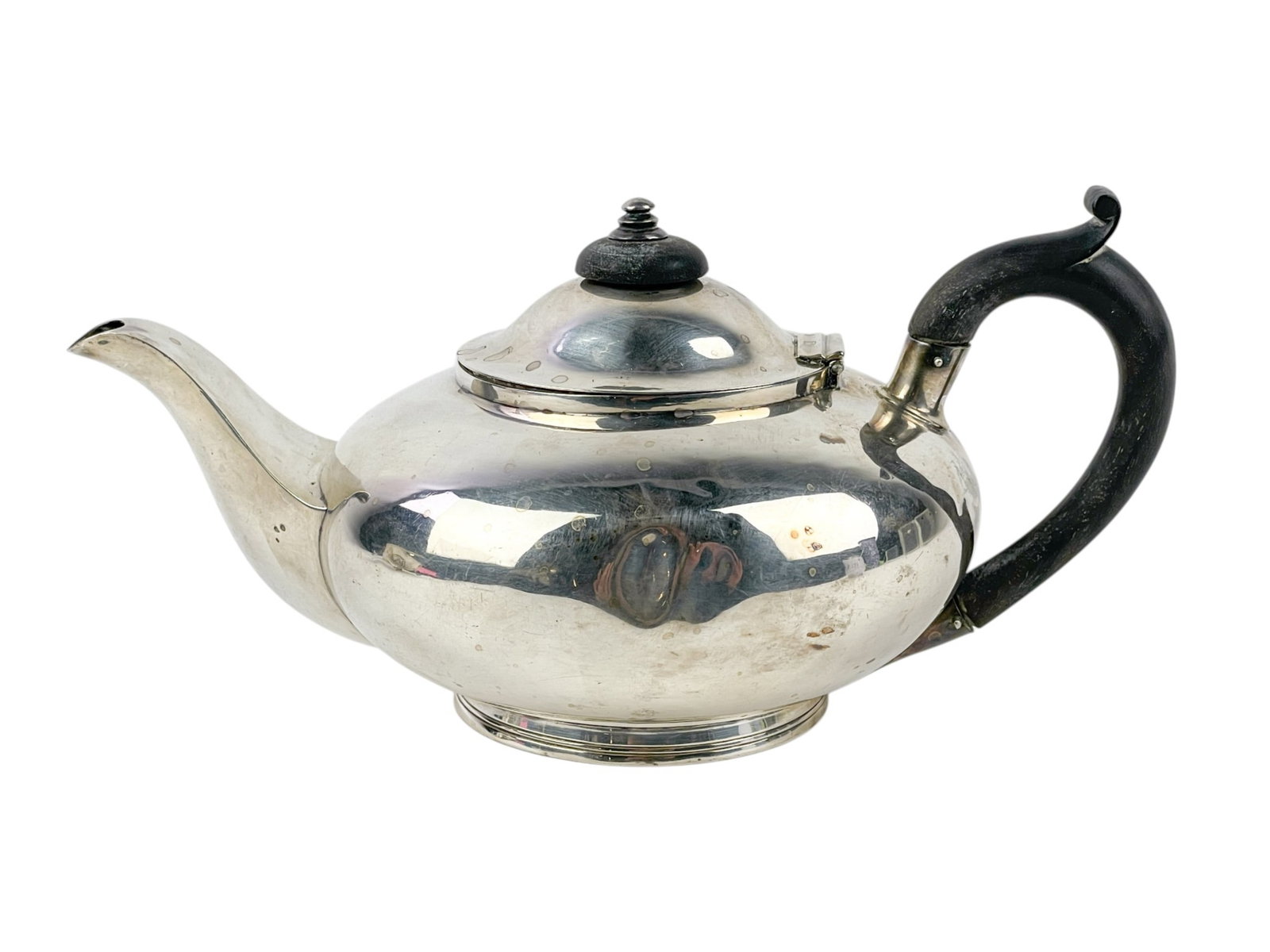 George IV sterling teapot. (1 of 8)