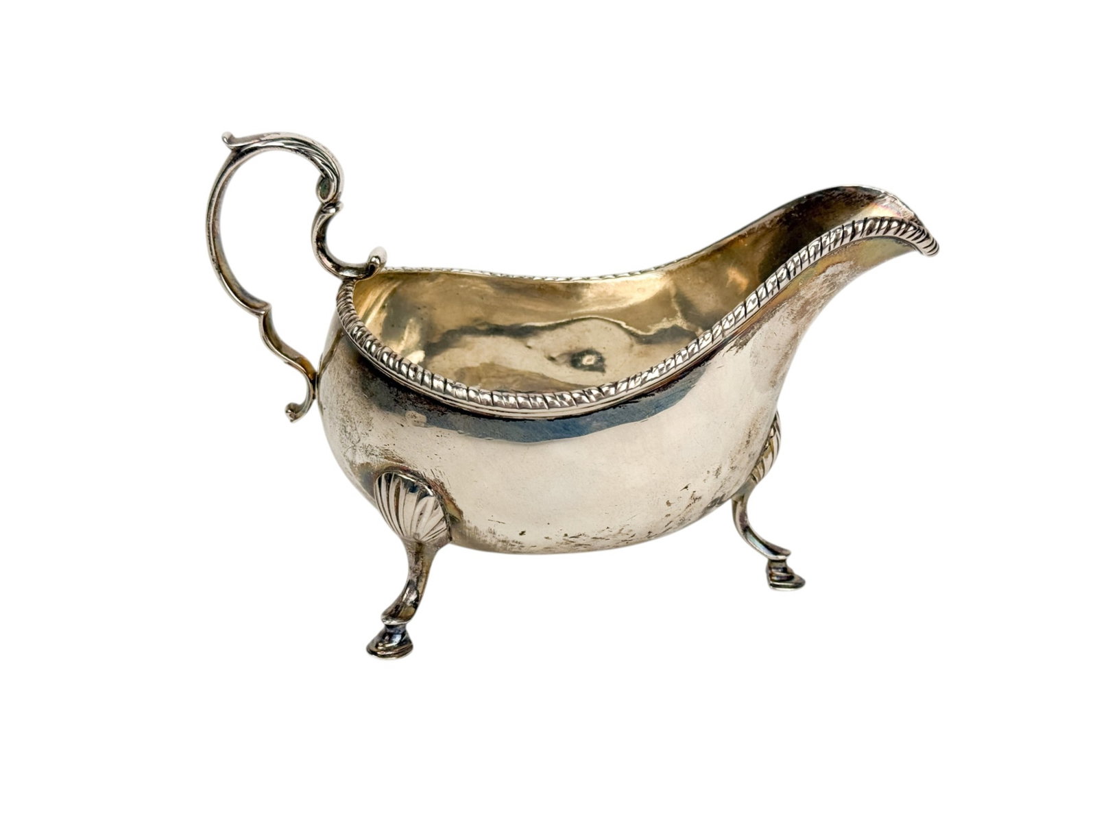 Irish George III gravy boat. (1 of 6)