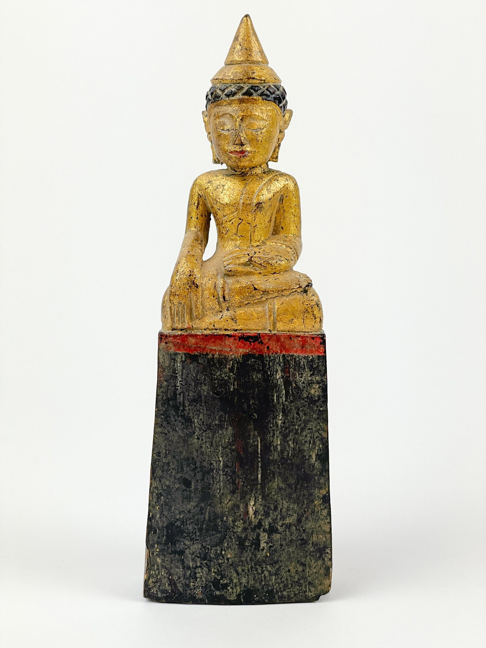 3 Buddhas. - 8