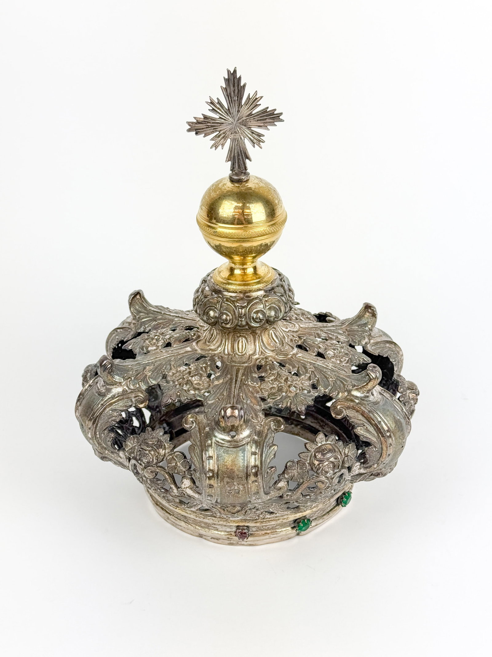 Continental ecclesiastical silver statue crown. - 2