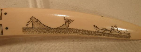 Eskimo engraved Walrus tusk cribbage boa - 4