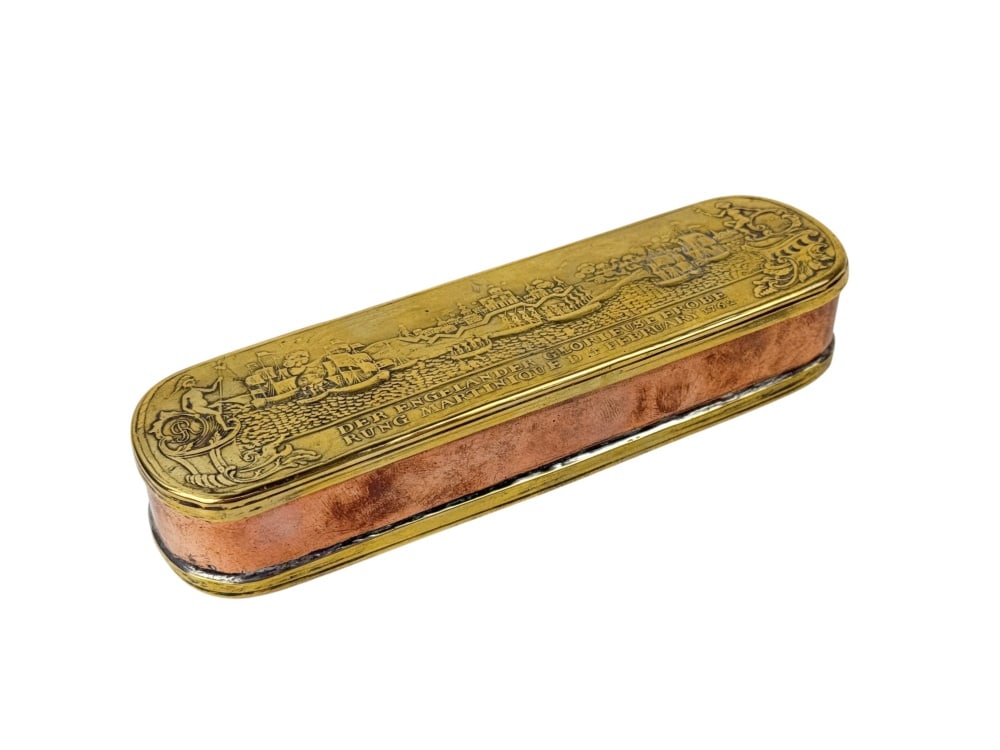 Continental copper and brass snuff box. (1 of 5)