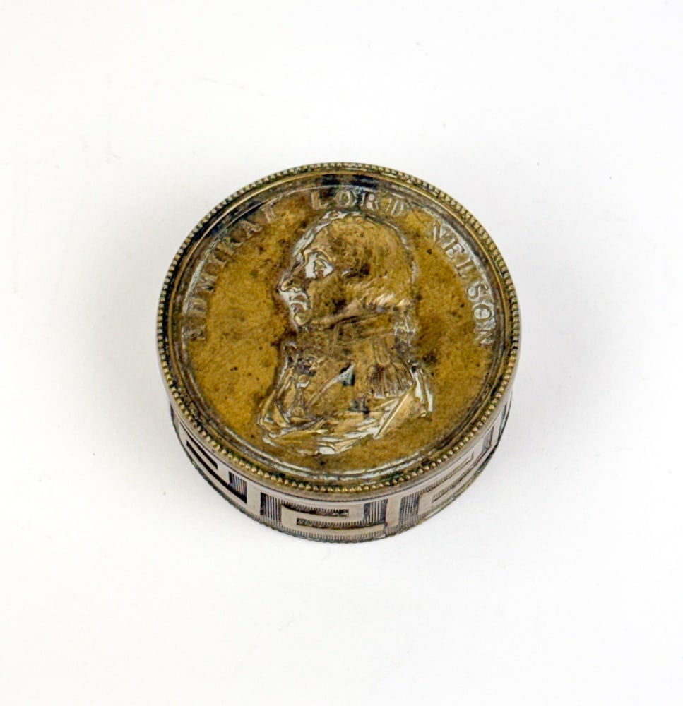 2 Snuff boxes - 6
