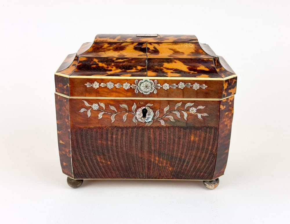 English tortoise shell tea caddy. (1 of 6)