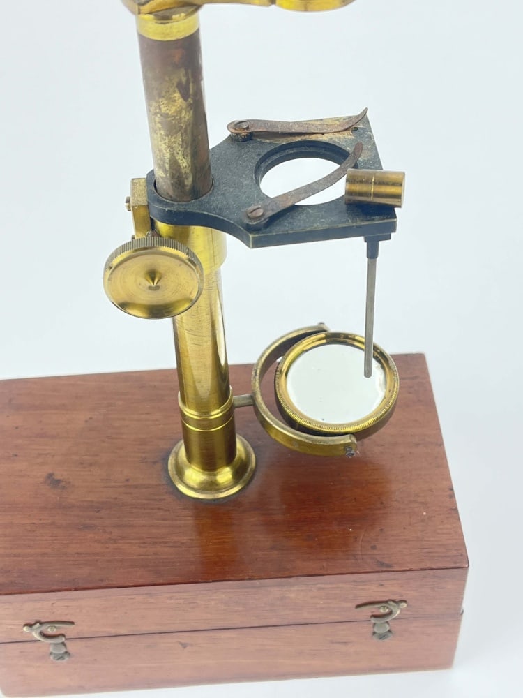 Victorian Case-Mounted Simple Microscope - 4