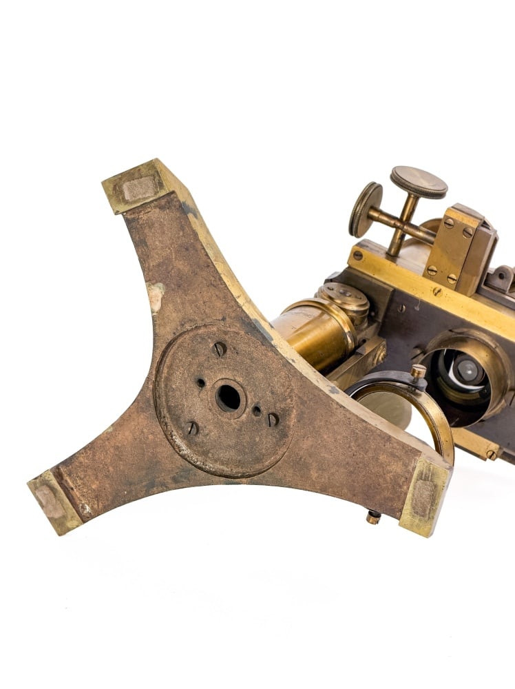 Unsigned lacquered-brass compound monocular micros - 8