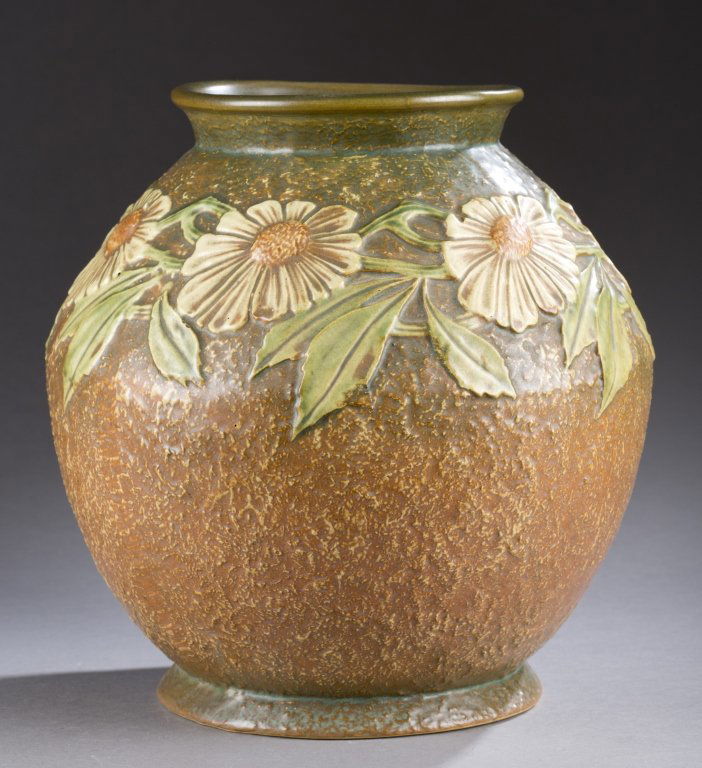A Roseville Dahlrose vase. ++ A rounded vase in a Dec 07, 2013