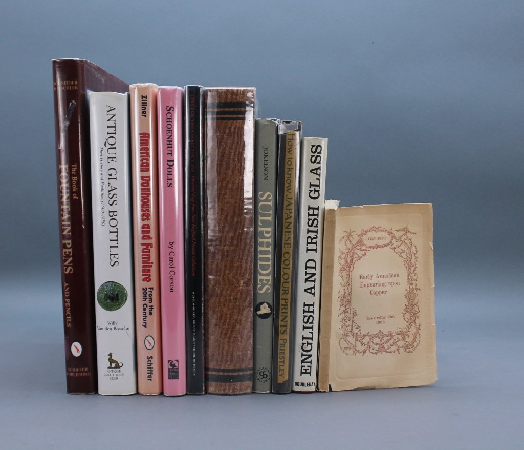 10 Books: Rugs, Prints, Dolls, Glass, Furniture.: [Collectibles/Prints/Rugs]. 10 Titles. Vp:vp. 12mo-8vo. 9 hardcover (7 in dj), 1 in printed wraps. Sold with all faults. ++ CATALOGUE OF EXHIBITION OF EARLY AMERICN ENGRAVING UPON COPPER 1727-1850...