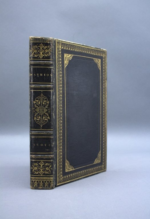 Double foreedge painting: Scott. MARMION. 1811.: [Foreedge Painting] Walter Scott. MARMION: A Tale of Flodden Field. Edin/Lon: Printed by George Ramsay and Company For Archibald Constable and Company/ William Miller/ John Murray, 1811. Double foreed