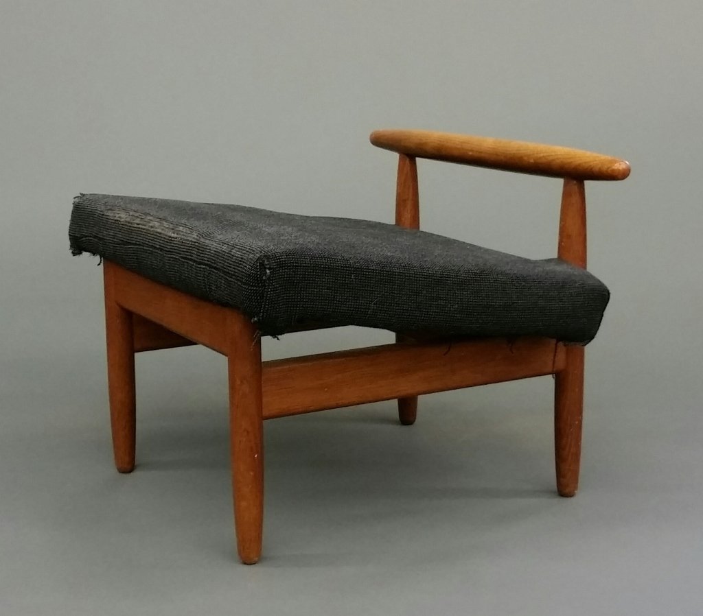 Scandinavian Mid Century Modern stool (1 of 4)