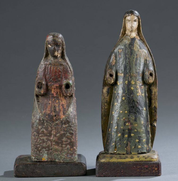 Group of 2 Santos Figures. (1 of 5)