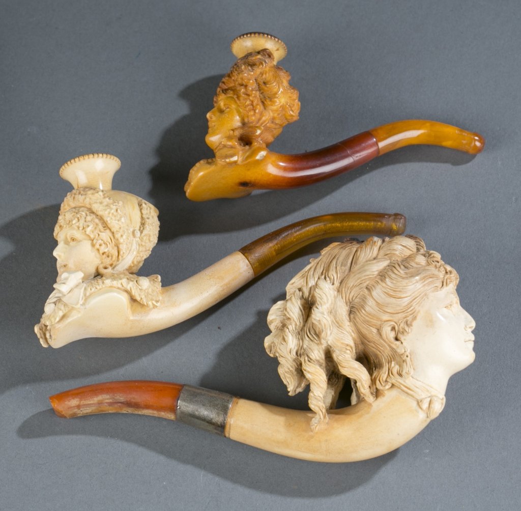 Group of 3 Meerschaum pipes of females. (1 of 8)