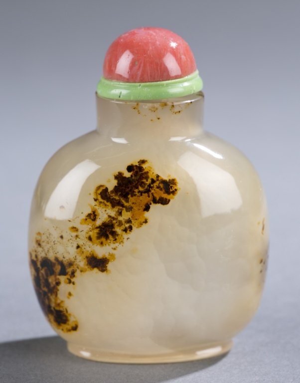 Chinese silhouette agate snuff bottle (1 of 6)