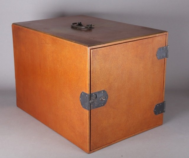 A portable Japanese lacquer bride cabinet. (1 of 3)