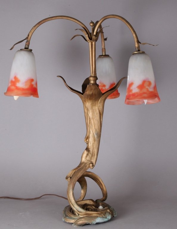 Muller Freres Art Nouveau table lamp. (1 of 6)