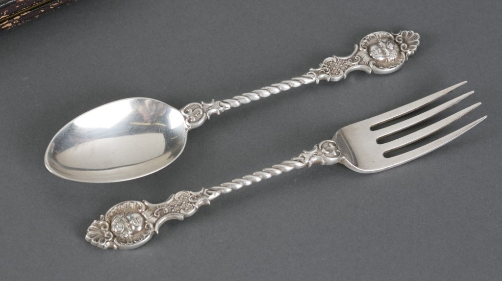 Gibson & Langman Victoran christening set. c.1890. (1 of 10)