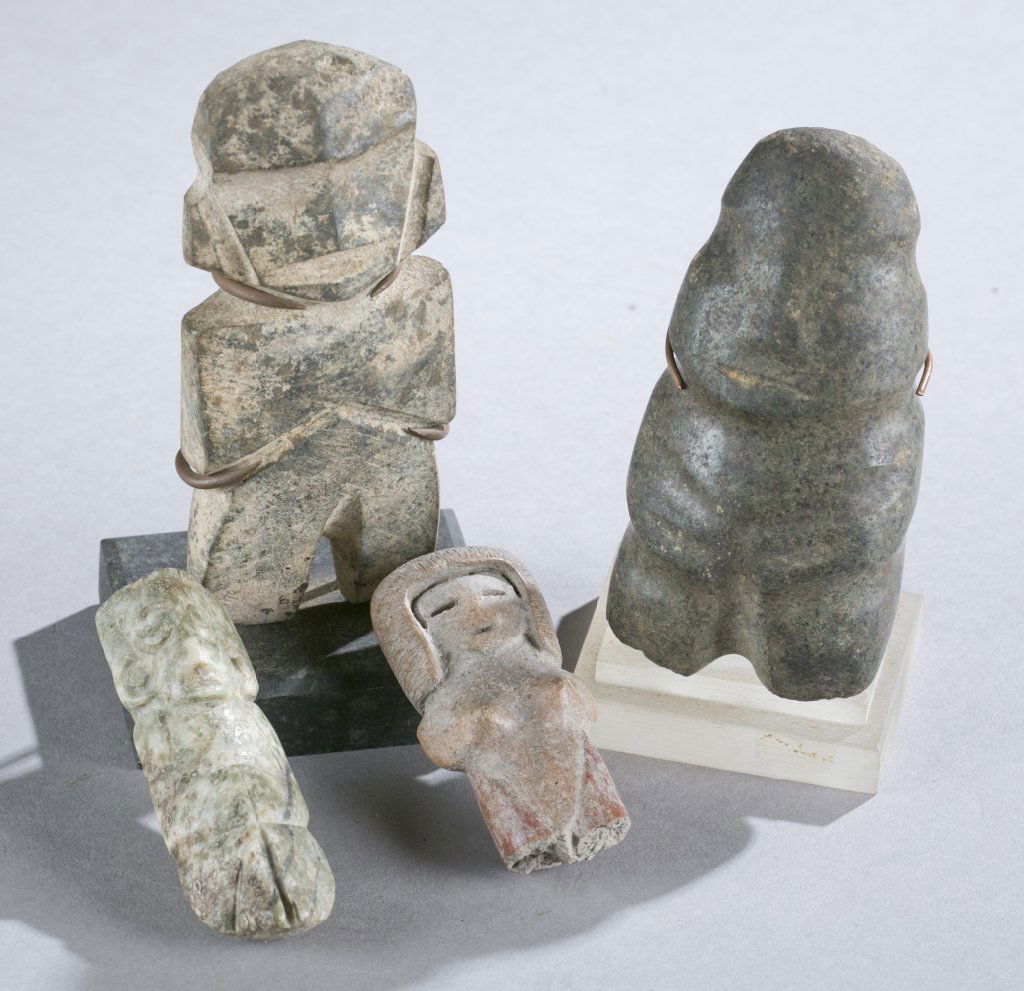 4 Pre-Columbian stone & pottery figures. (1 of 7)