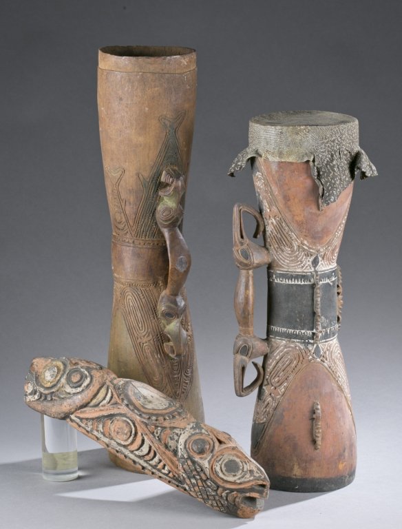 Group of 3 Sepik River objects. (1 of 4)