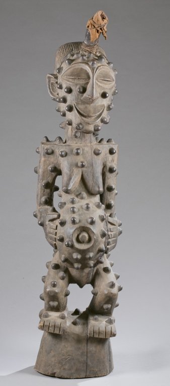 DRC standing female figure, 20th c. (1 of 3)
