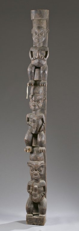 Tikar house post, 20th c. (1 of 10)