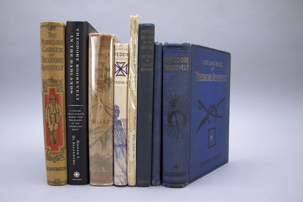 8 Vols incl: HUNTING BIG GAME IN THE EIGHTIES. (1 of 1)