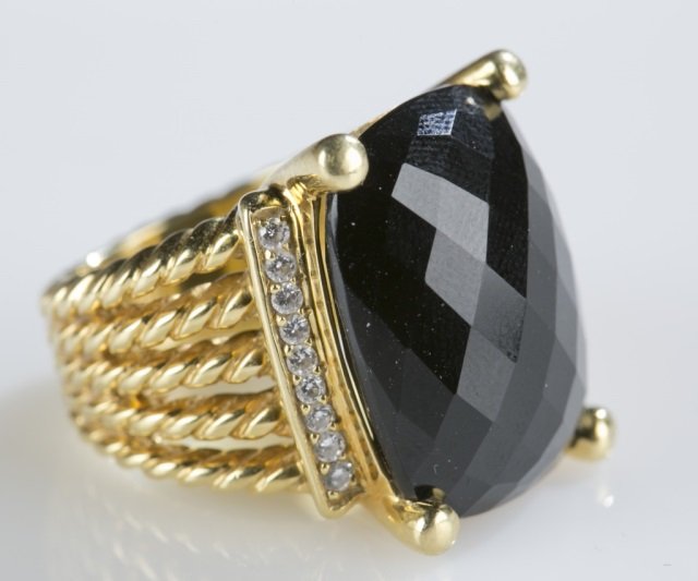David Yurman 18k gold Wheaton ring with onyx. (1 of 6)