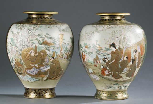 Pair of Japanese Satsuma vases. (1 of 7)