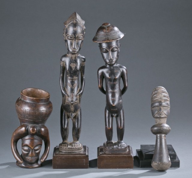 Group of 4 African objects. (1 of 7)