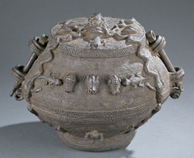 Brass container from the Cameroon Grasslands. (1 of 5)