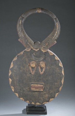 Goli face mask. (1 of 4)