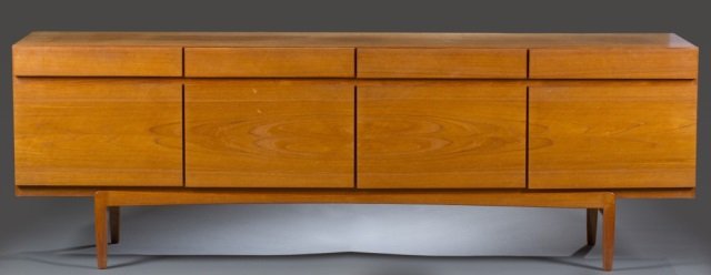 Ib Koford-Larsen teak sideboard. (1 of 6)