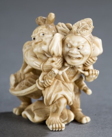 Ivory netsuke of warriors fighting, Sen’ichi . (1 of 7)