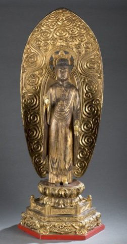 Japanese giltwood Buddha statue. (1 of 10)