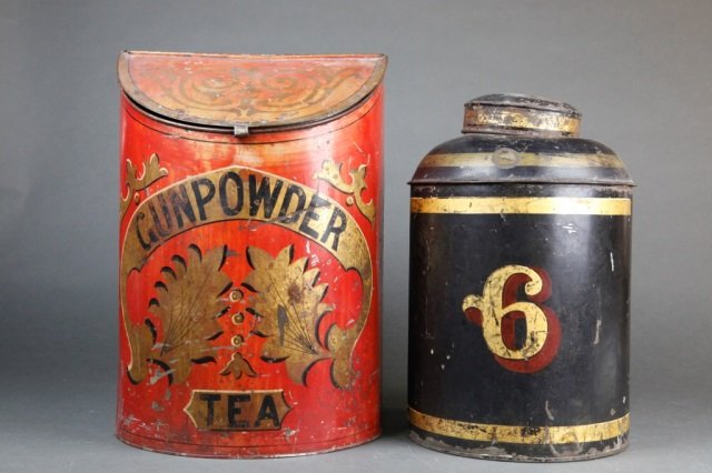 A group of 2 decorative tea tins. (1 of 6)