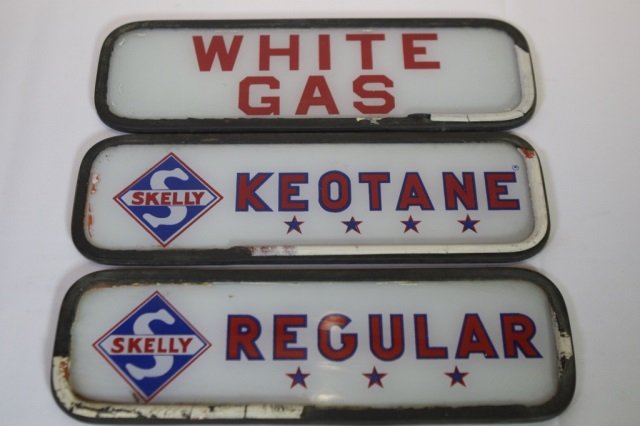 Group of 4 Gas Pump signs (1 of 2)