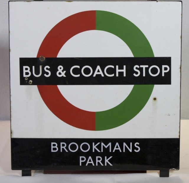 A London Bus & Coach Stop, Brookmans Park porcelai (1 of 1)