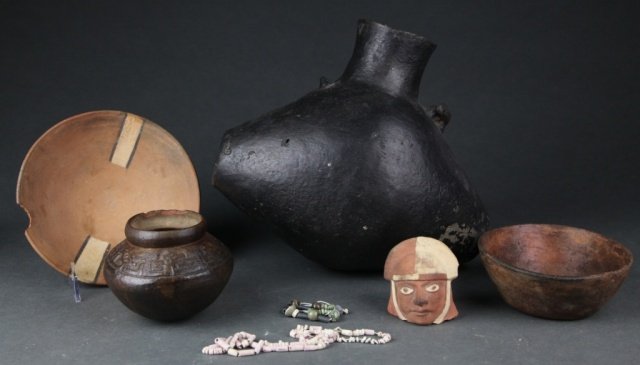 7 Pre Columbian style objects. (1 of 6)