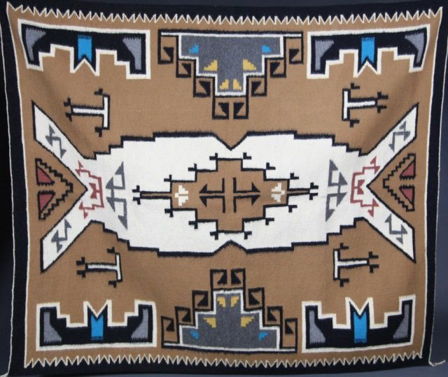 Large Navajo rug. (1 of 6)