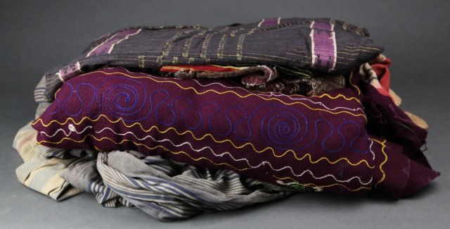 4 West African textiles. 20th century. (1 of 4)