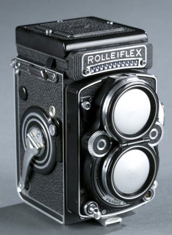 B974 Rolleiflex Franke&Heidecke 二眼レフカメラ B974 Rolleiflex Franke&Heidecke 二眼レフカメラ カメラがあるから夏