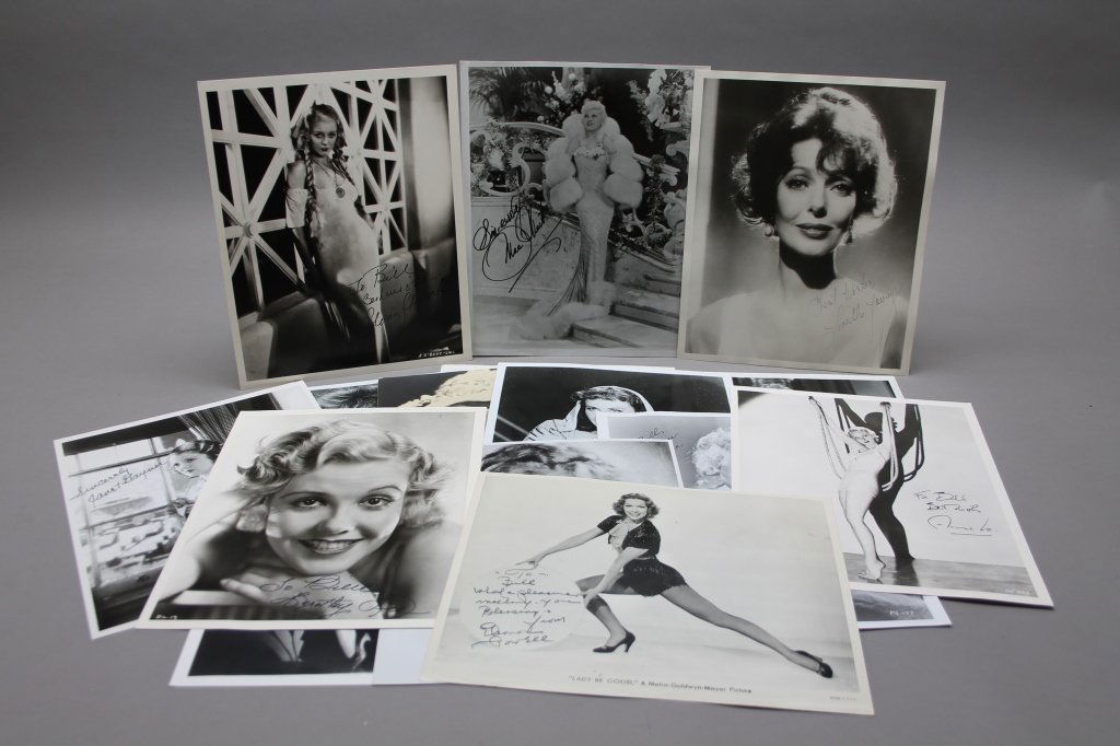 15 signed photos: Mae West, Myrna Loy, Gaynor... (1 of 7)